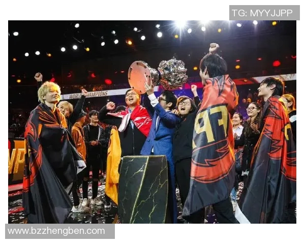 英雄联盟深度解析：探讨FPX战队在赛场上的耐力与韧性表现